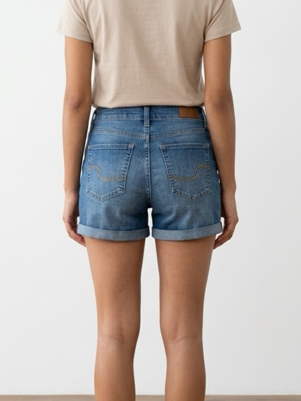 Signature by Levi Strauss Mid-Rise Blue Jean Shorts | Cotton | Size 10 | Y2K